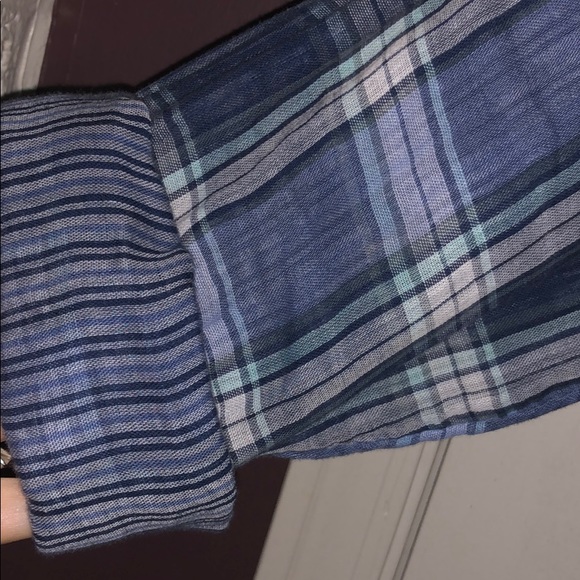 Maurice’s blue plaid button down—size XL - Picture 3 of 3